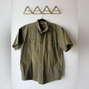 L.L.Bean Factory Store Men's Short Sleeve Canvas Button-Up Shirt